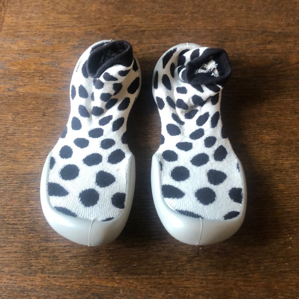 Never worn slippers